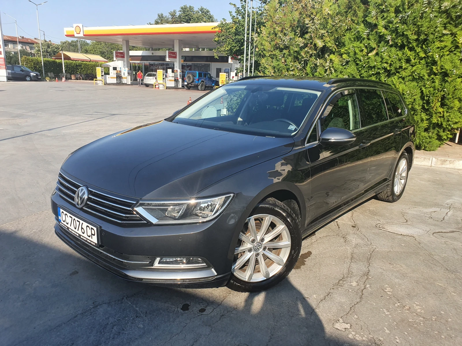 VW Passat, снимка 6 - Автомобили и джипове - 55709552