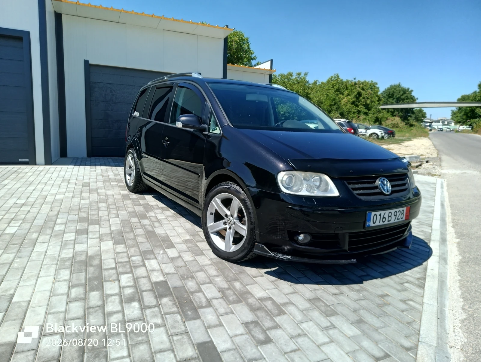 VW Touran 2, 0 TDI, DSG, снимка 2 - Автомобили и джипове - 55774959