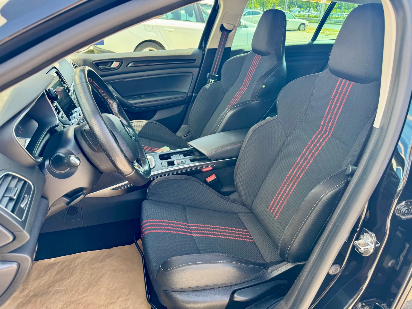 Renault Megane RS Line, снимка 7 - Автомобили и джипове - 55891438