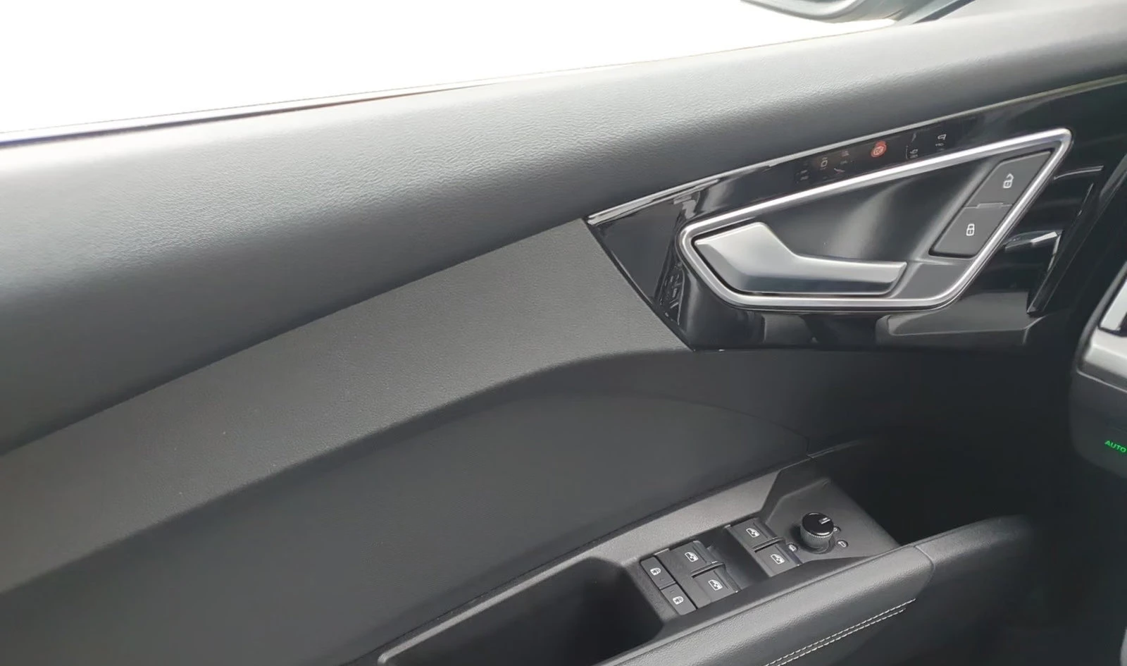 Audi Q4 ETRON 50/299HP/LED/CAM/KLESS/104a | Mobile.bg � ����������� 12
