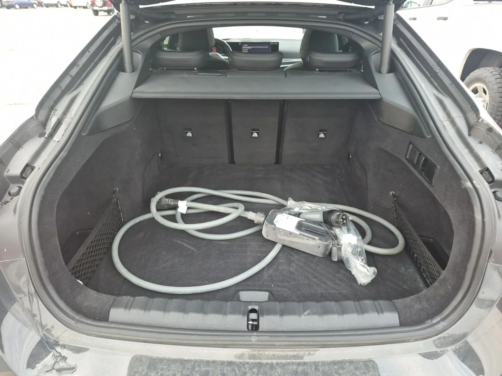 BMW i4, снимка 14 - Автомобили и джипове - 56736969