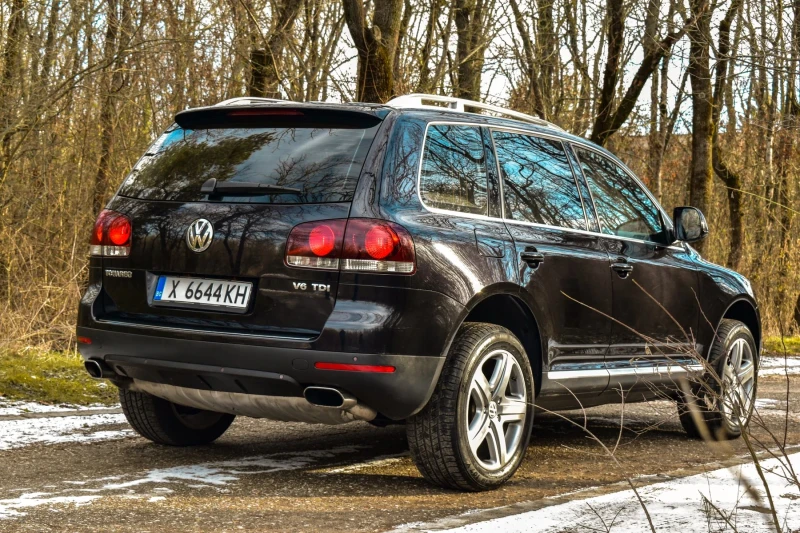 VW Touareg, снимка 4 - Автомобили и джипове - 47209232