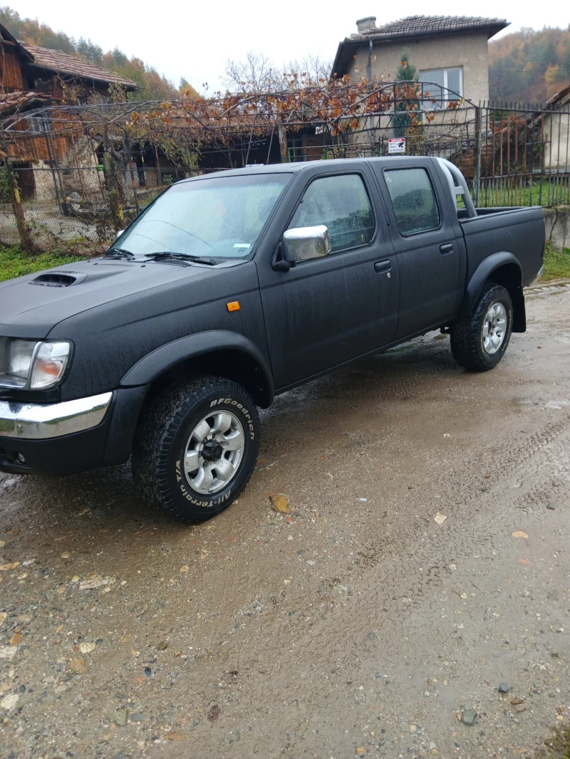 Nissan Navara, снимка 2 - Автомобили и джипове - 47955296