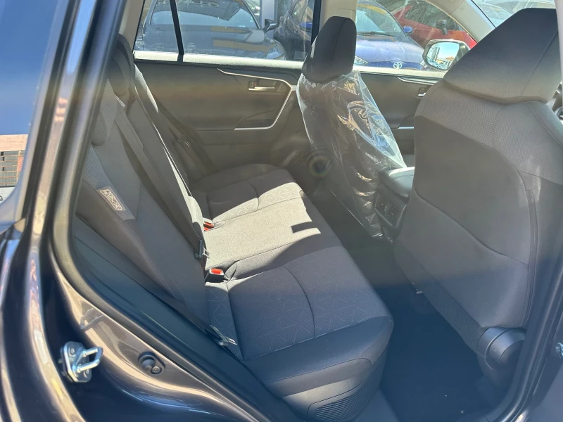 Toyota Rav4 HYBRID AWD EXECUTIVE, снимка 8 - Автомобили и джипове - 50820309