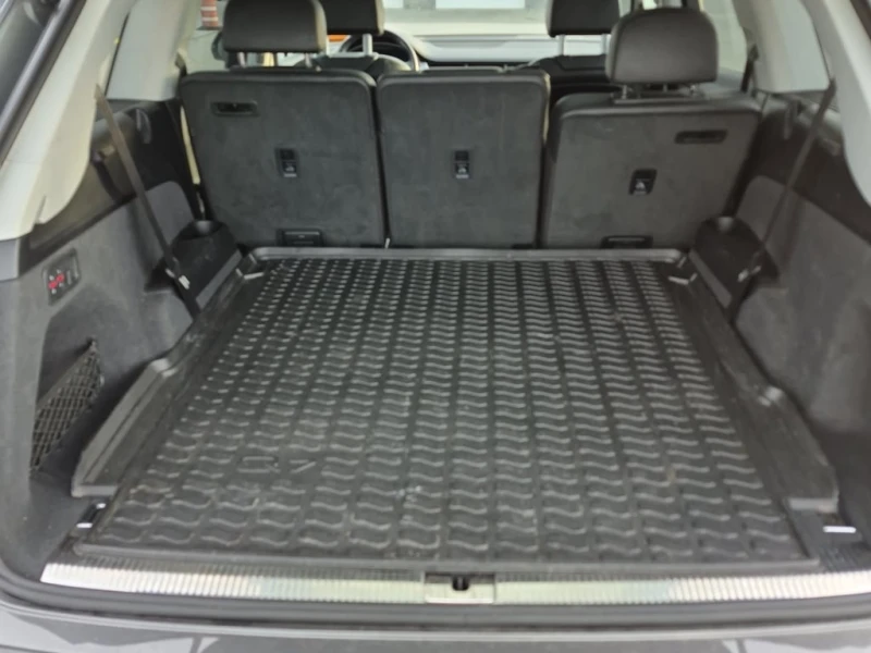 Audi Q7 2018 PROGRESSIV * CARFAX * БЕЗ ПЪРВОНАЧАЛНА ВНОСКА, снимка 13 - Автомобили и джипове - 52932215