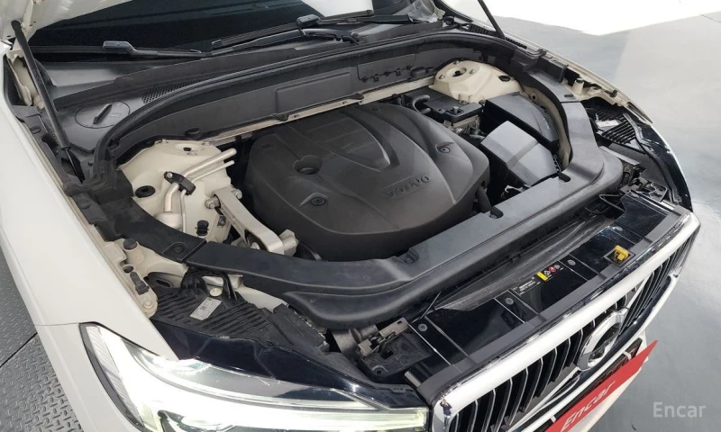 Volvo XC60, снимка 6 - Автомобили и джипове - 52972882