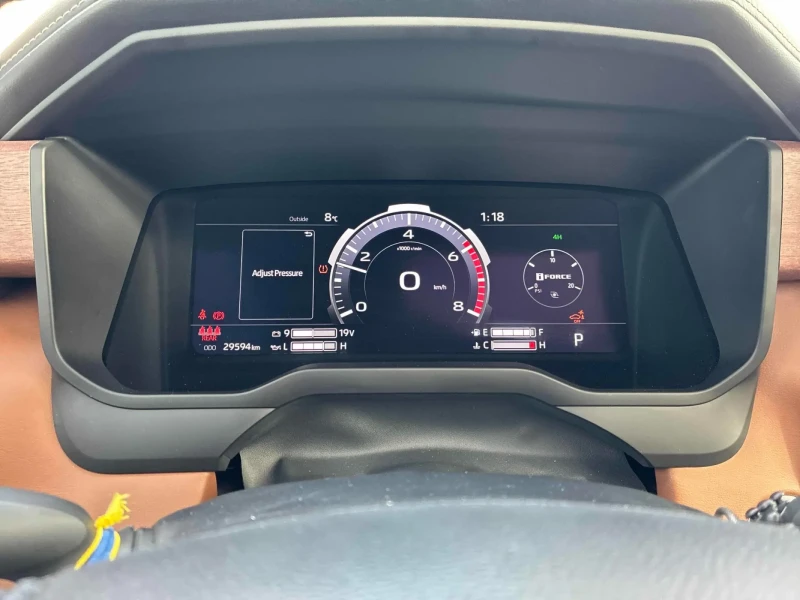 Toyota Tundra Platinum* БЕЗ ЗАБЕЛЕЖКИ* ОБДУХВАНЕ* 360 * ПАНОРАМА, снимка 7 - Автомобили и джипове - 53500729