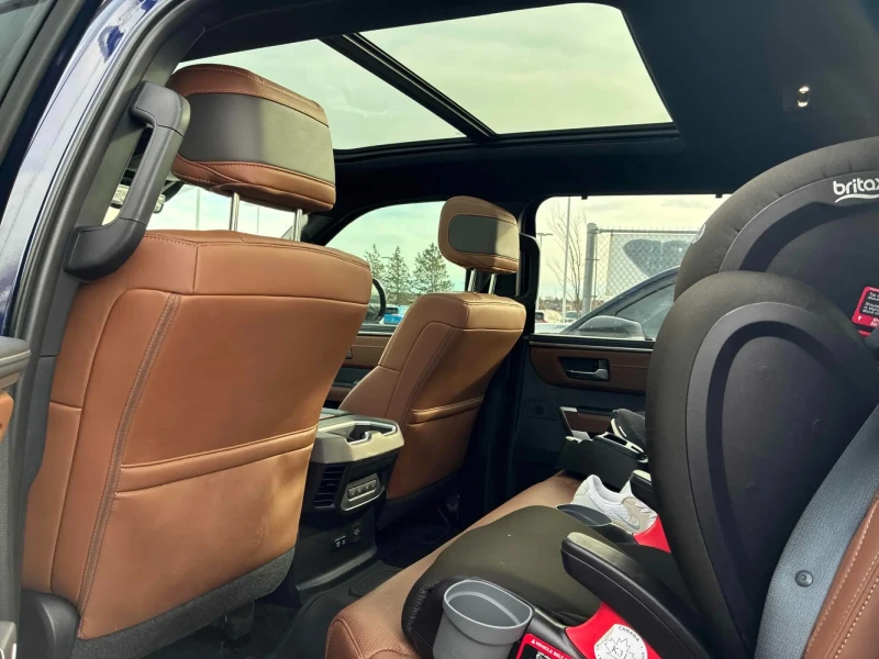 Toyota Tundra Platinum* БЕЗ ЗАБЕЛЕЖКИ* ОБДУХВАНЕ* 360 * ПАНОРАМА, снимка 9 - Автомобили и джипове - 53500729