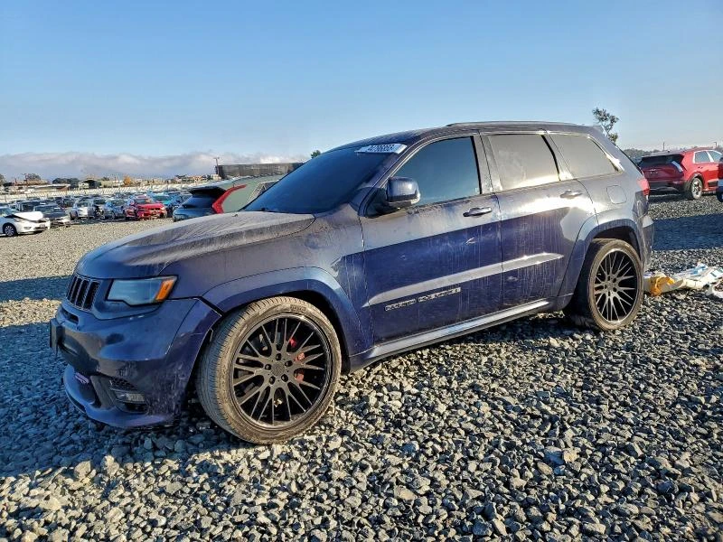 Jeep Grand cherokee SRT-8* 6.4L 475HP* Клип на мотор* CARFAX