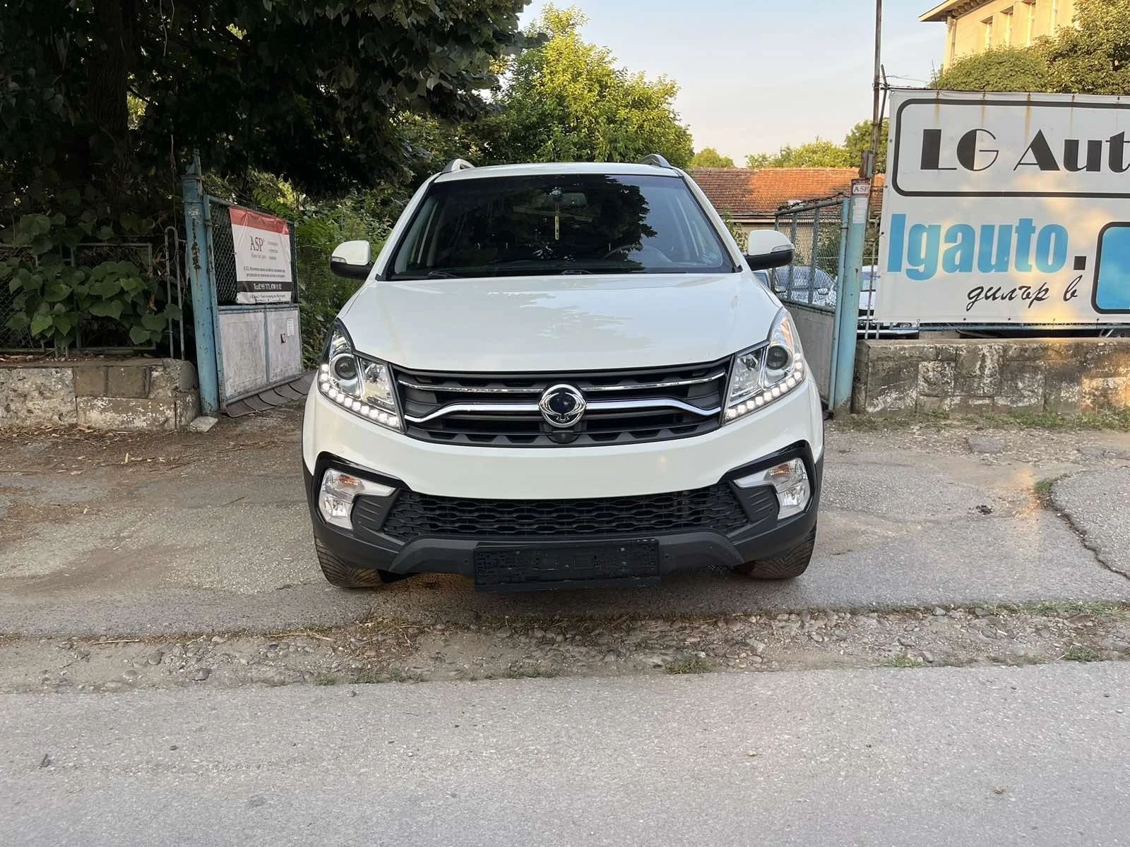 SsangYong Korando 2.2 180 ps - изображение 2