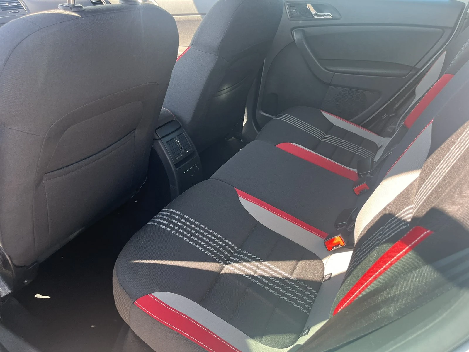 Skoda Yeti monte carlo 2tdi/140hp - изображение 10