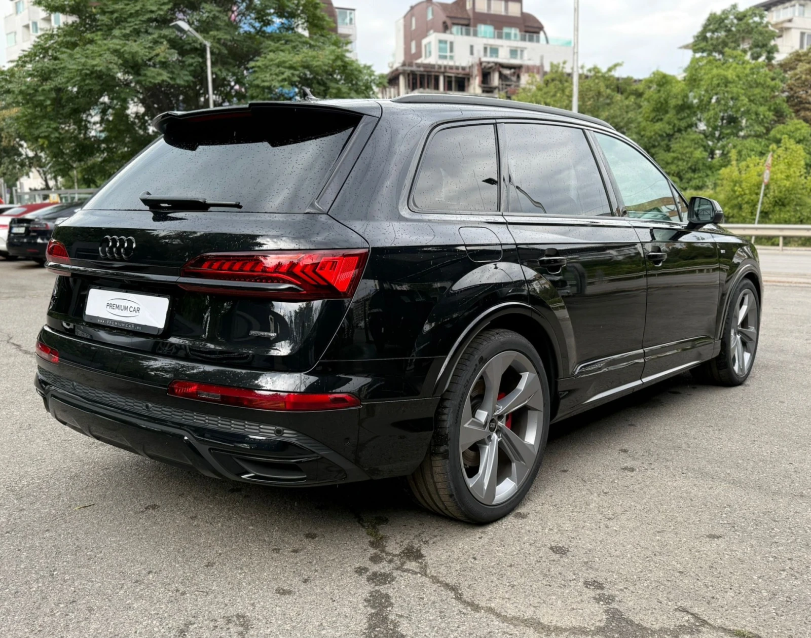 Audi Q7 60 TFSI Plug-In Hybrid S-line - изображение 4