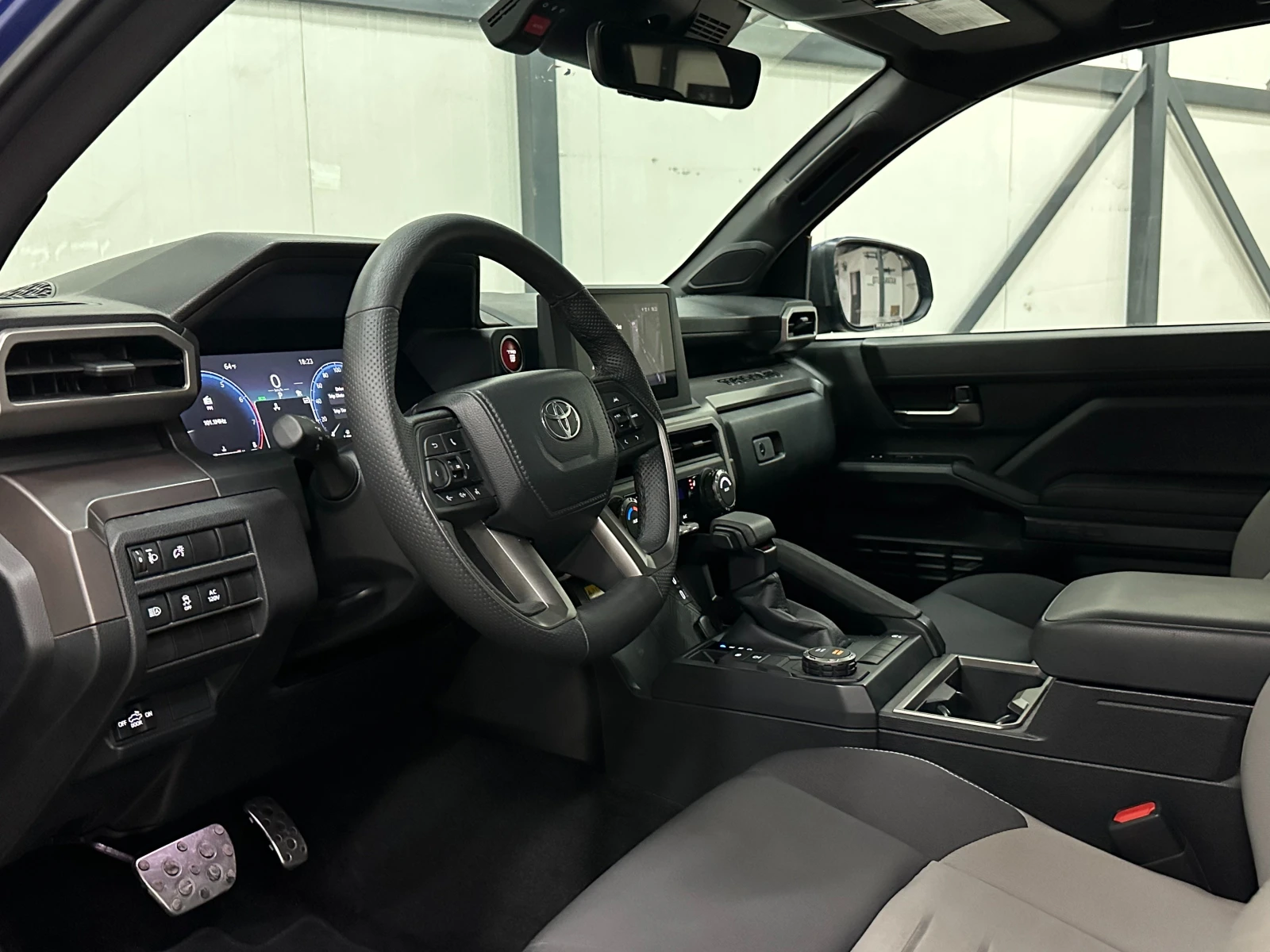 Toyota Tacoma * TRD SPORT* RWD* DISTR* �������*  | Mobile.bg � ����������� 10