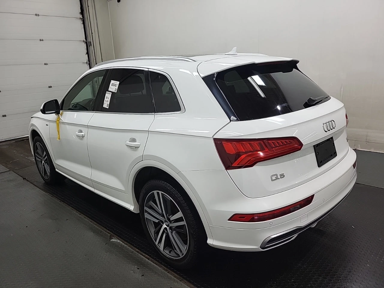 Audi Q5 AWD * CARFAX * АвтоКредит * Цена до България*  - изображение 4