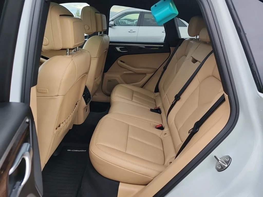 Porsche Macan * S * CARFAX * БЕЗ ПЪРВОНАЧАЛНА ВНОСКА - изображение 10