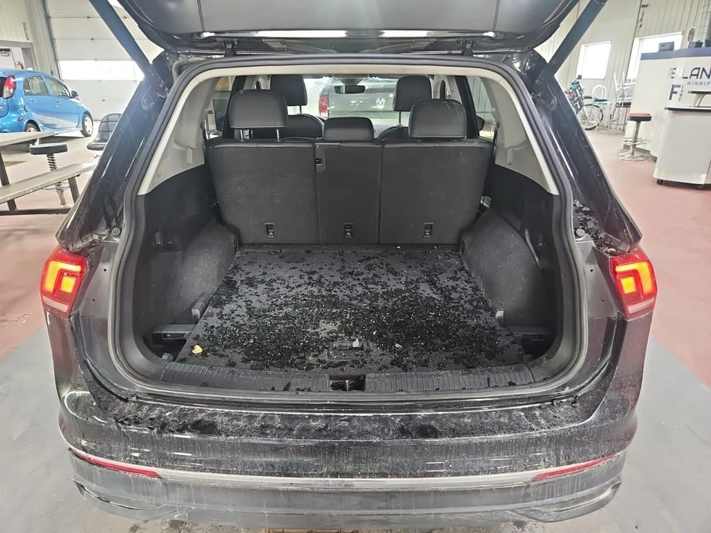 VW Tiguan * SE * CARFAX *    | Mobile.bg   13