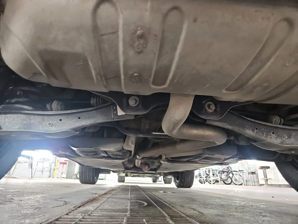 VW Tiguan * SE * CARFAX *    | Mobile.bg   15