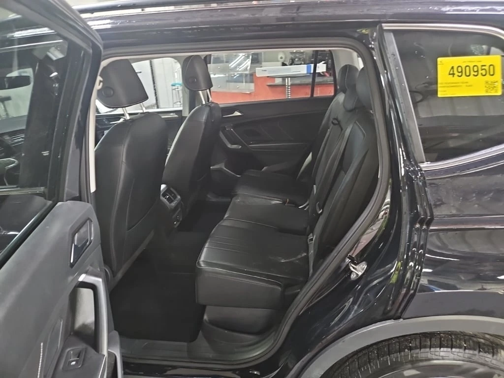 VW Tiguan * SE * CARFAX *    | Mobile.bg   12