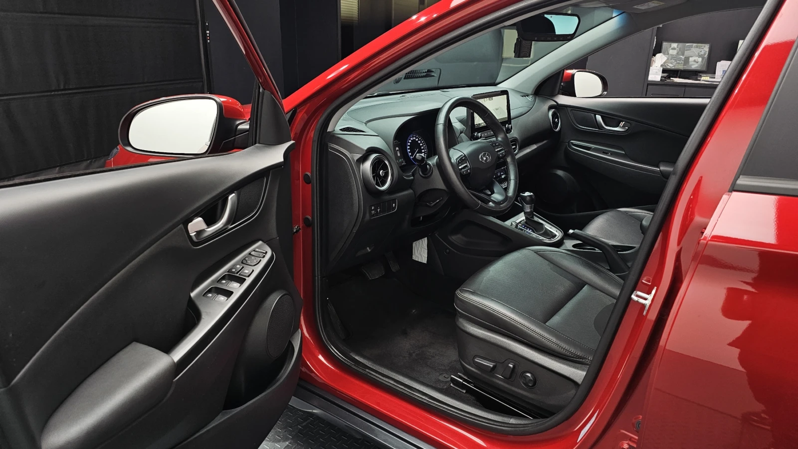 Hyundai Kona 2.0 2WD MODERN  - изображение 10