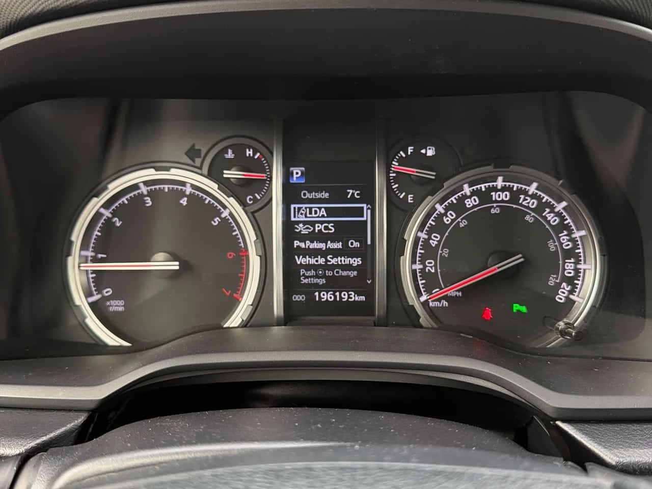 Toyota 4runner * 4WD * 2 КЛЮЧА* ПАНО* ПОДГРЕВ* КЕЙЛЕСС* , снимка 8 - Автомобили и джипове - 53982577