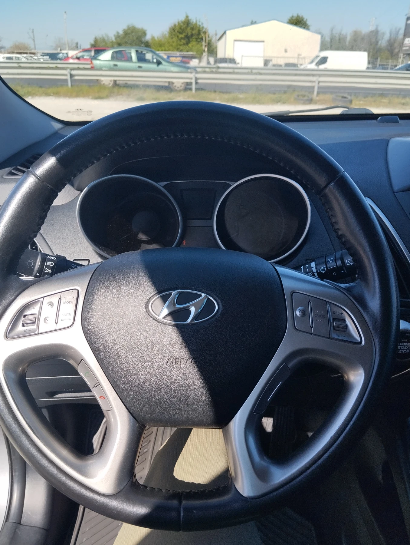 Hyundai IX35 ��������� 2.0 184�.�. 4x4 ��������� ��������� | Mobile.bg � ����������� 11