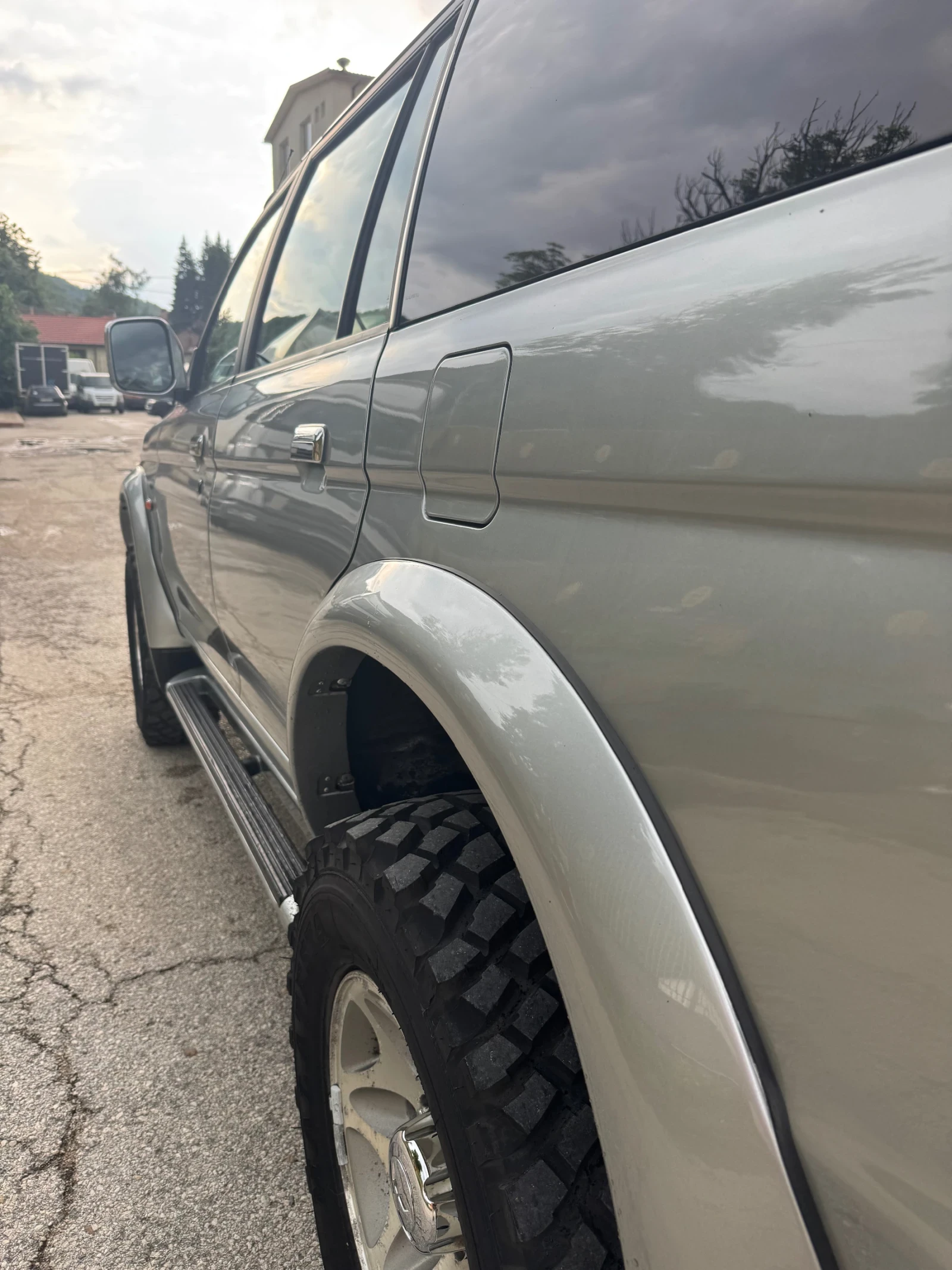 Mitsubishi Pajero sport, снимка 9 - Автомобили и джипове - 54831653