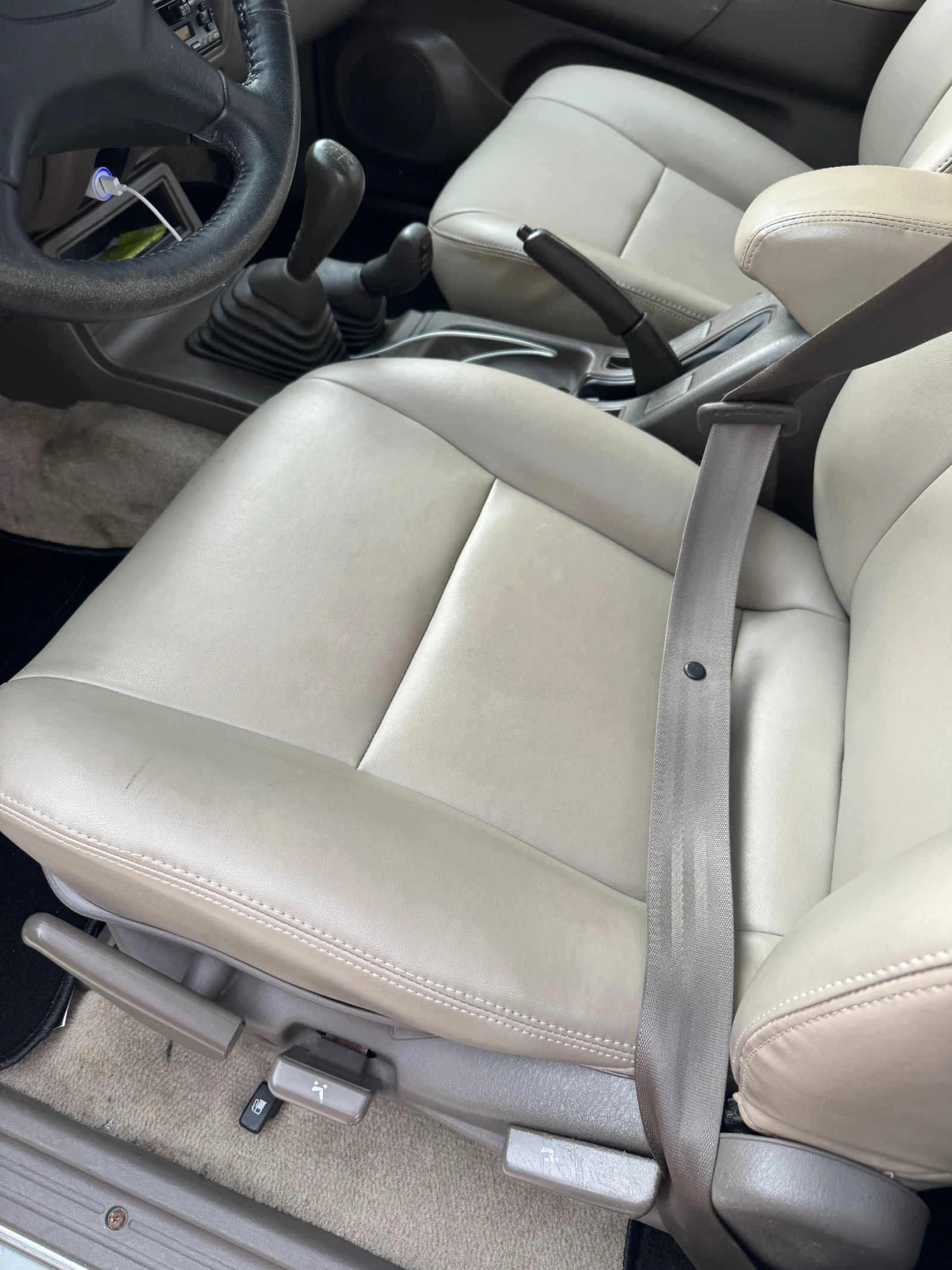 Mitsubishi Pajero sport, снимка 12 - Автомобили и джипове - 54831653