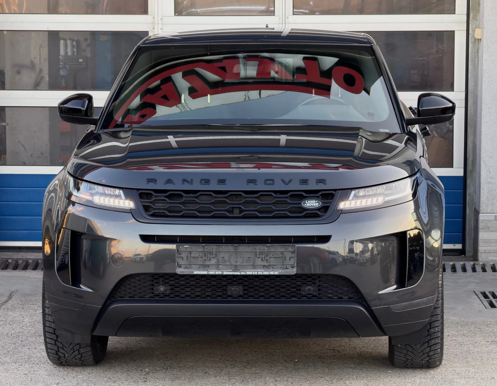 Land Rover Range Rover Evoque 2.0D/АВТОМАТ/4Х4/РЕАЛЕН ПРОБЕГ/ТОП СЪСТОЯНИЕ, снимка 2 - Автомобили и джипове - 56246419