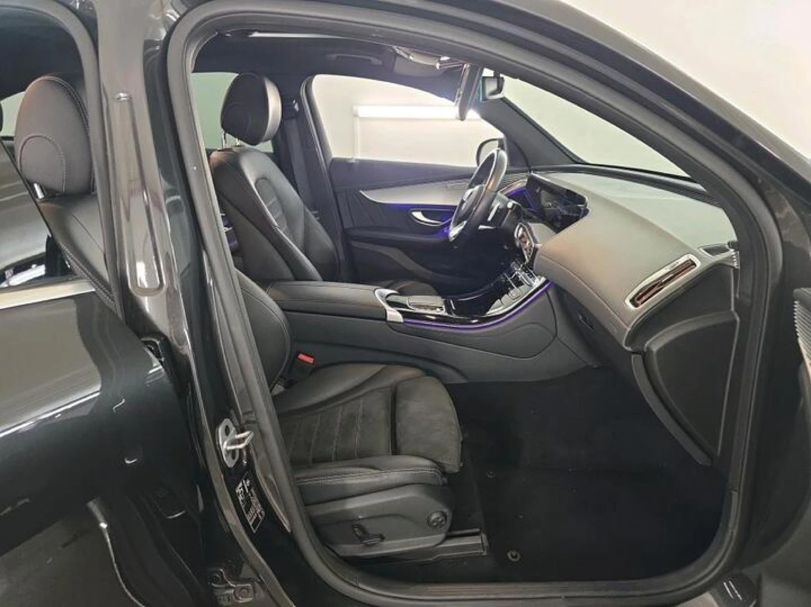 Mercedes-Benz EQC 400 4Matic Luxury Leather LED Navi Ambient | Mobile.bg � ����������� 5