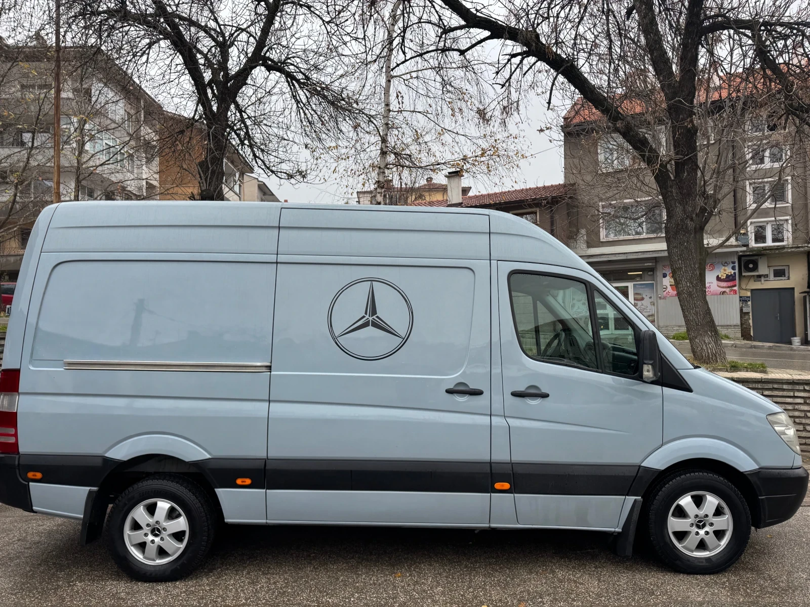 Mercedes-Benz Sprinter 319 Сменени дюзи вериги преди 100к километри  - изображение 4