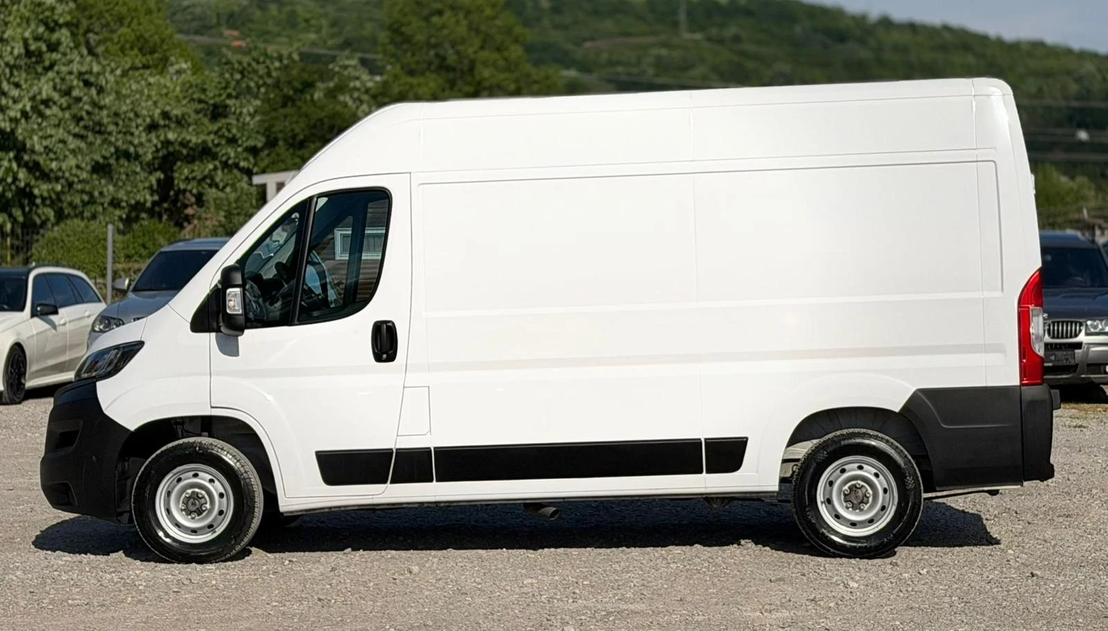Fiat Ducato 2.2 D - 140к.c * ХЛАДИЛЕН* * Като нов* , снимка 4 - Бусове и автобуси - 54544323