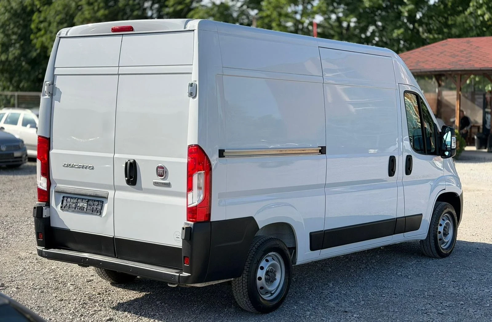 Fiat Ducato 2.2 D - 140к.c * ХЛАДИЛЕН* * Като нов* , снимка 8 - Бусове и автобуси - 54544323