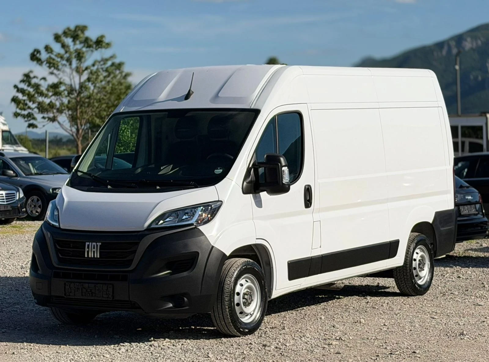 Fiat Ducato 2.2 D - 140к.c * ХЛАДИЛЕН* * Като нов* , снимка 1 - Бусове и автобуси - 54544323