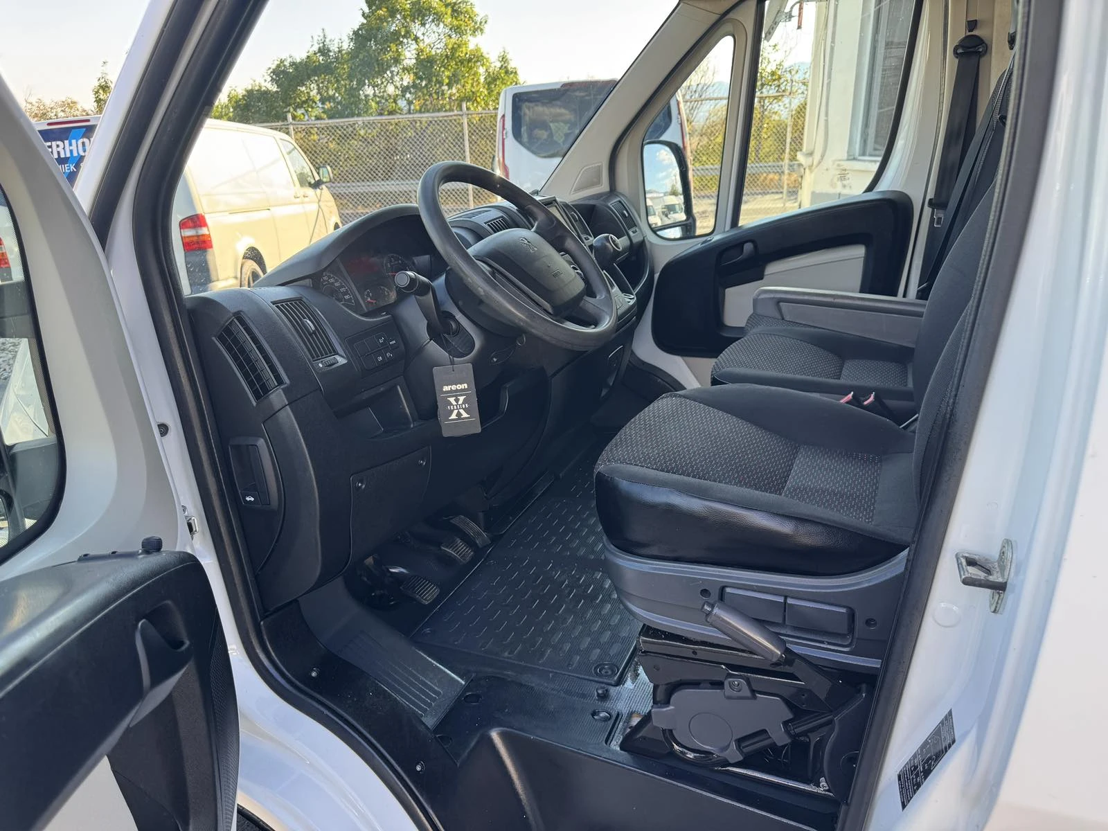 Peugeot Boxer L3H2 2200cc226000km!!!!, снимка 8 - Бусове и автобуси - 56125024