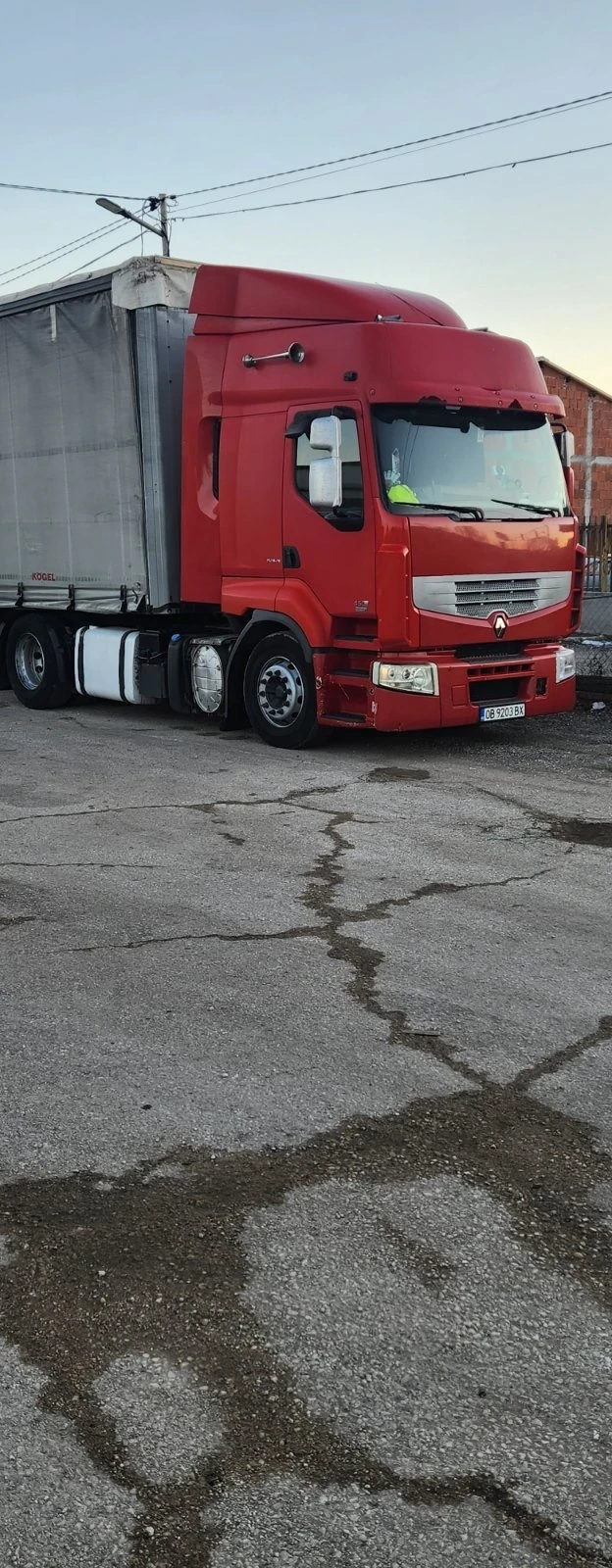 Renault Premium, снимка 2 - Камиони - 53369806