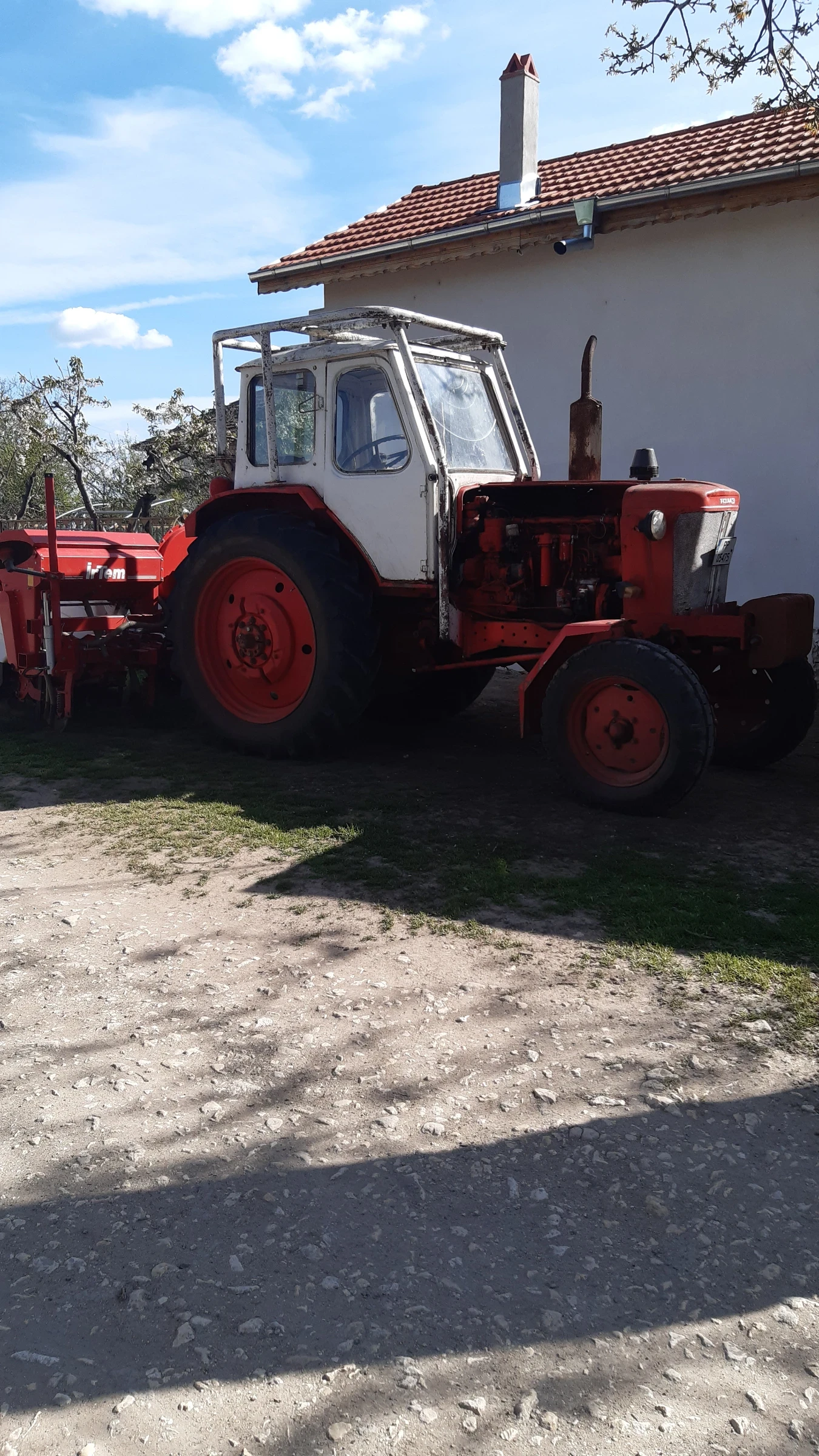 Трактор ЮМЗ D65