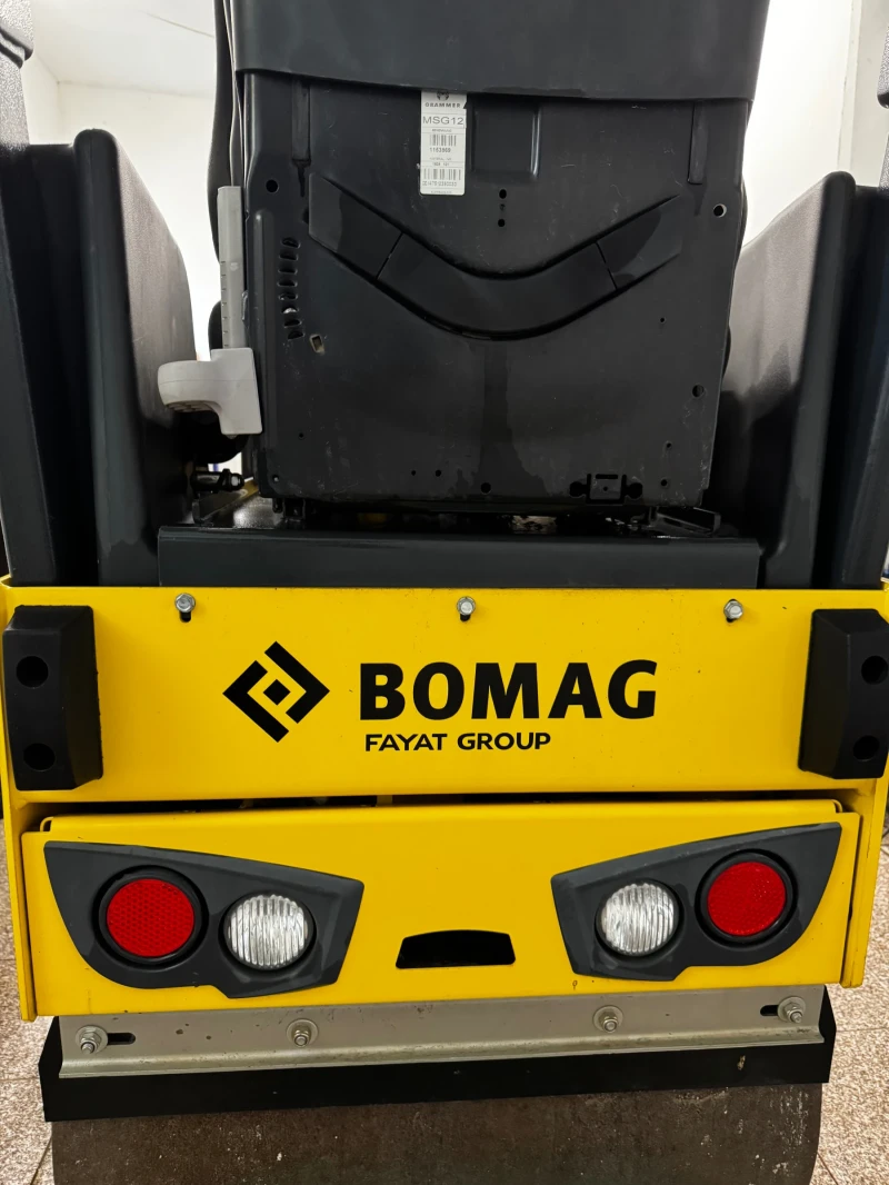 Валяк BOMAG BW80AD, снимка 8 - Индустриална техника - 49021355