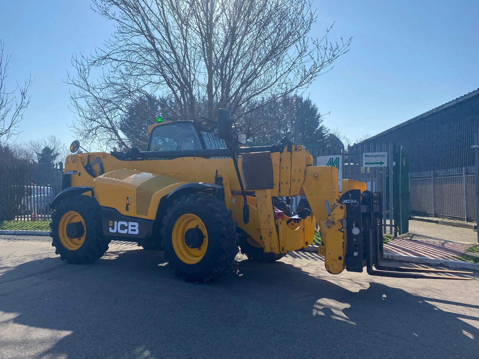 ������������ �������� JCB 540-170 | Mobile.bg � ����������� 4