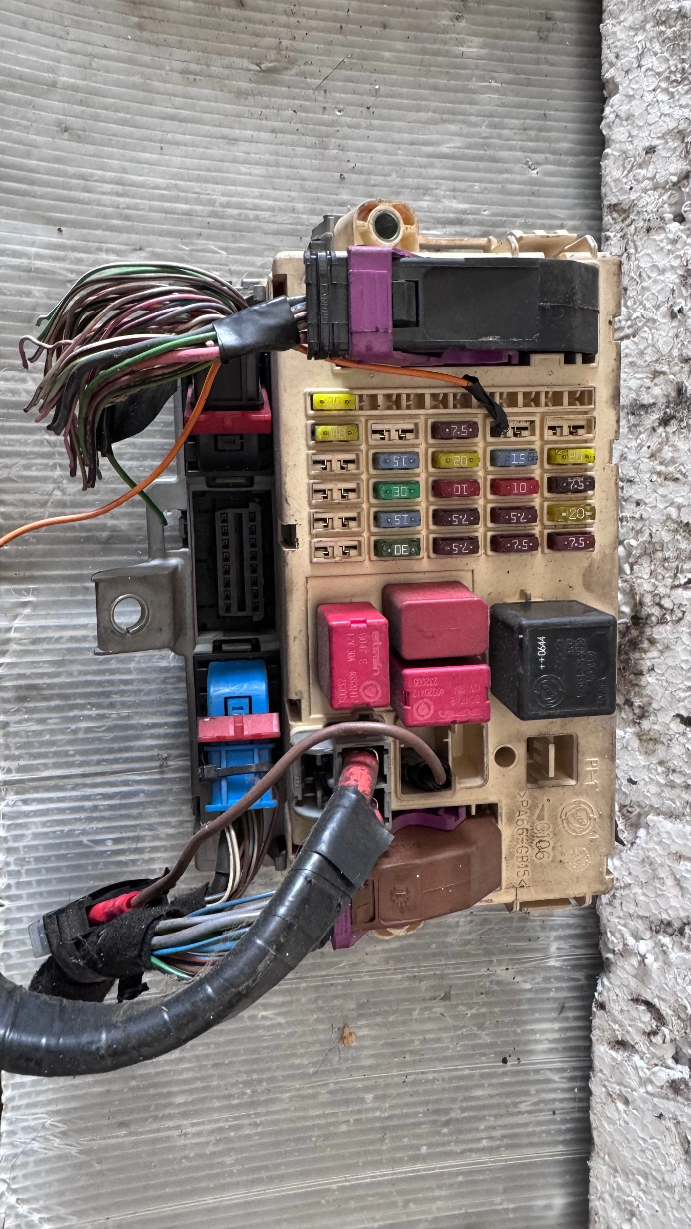 ��������� ����� (������� ����� BSI / BSM ) �� Fiat Punto - PA66-GB15 | Mobile.bg � ����������� 1