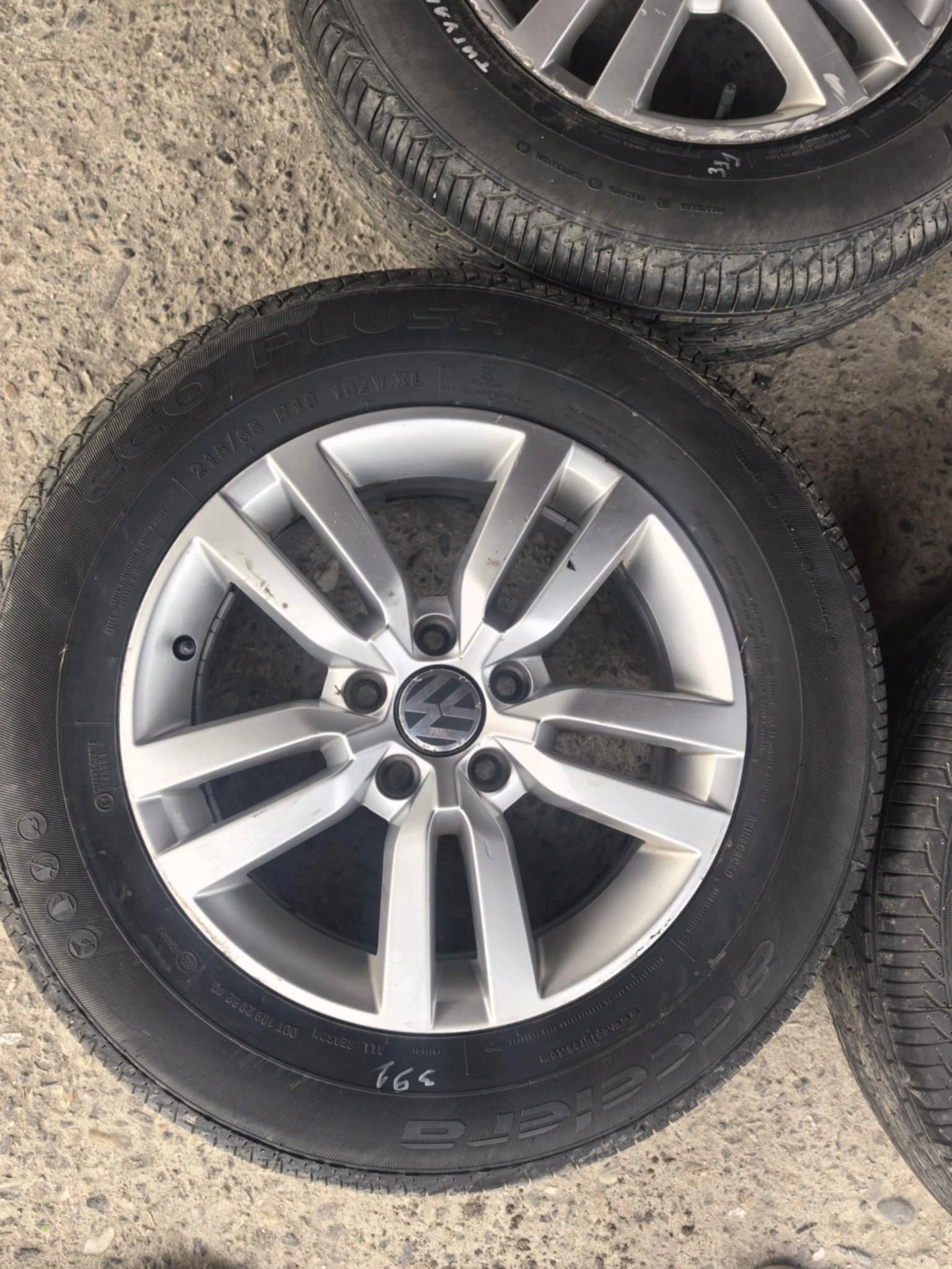 ���� 215/65R16 | Mobile.bg � ����������� 10