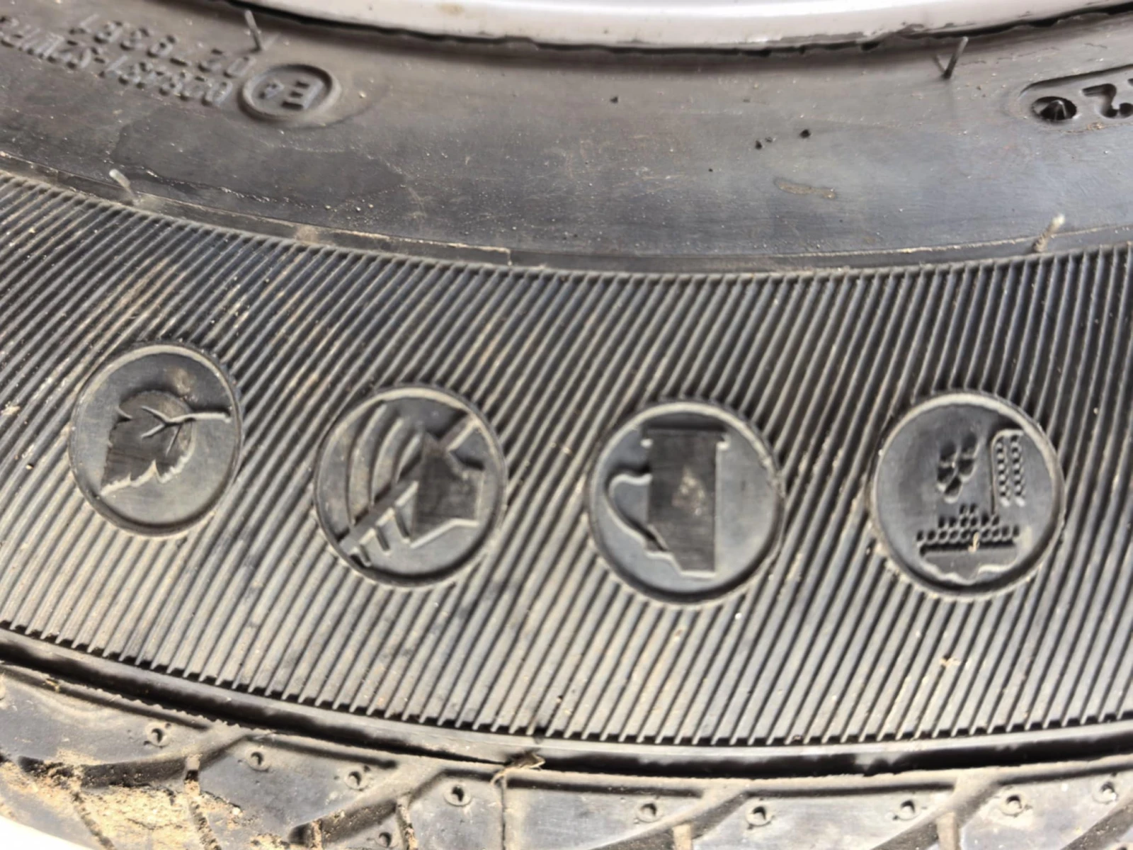 ���� 215/65R16 | Mobile.bg � ����������� 4