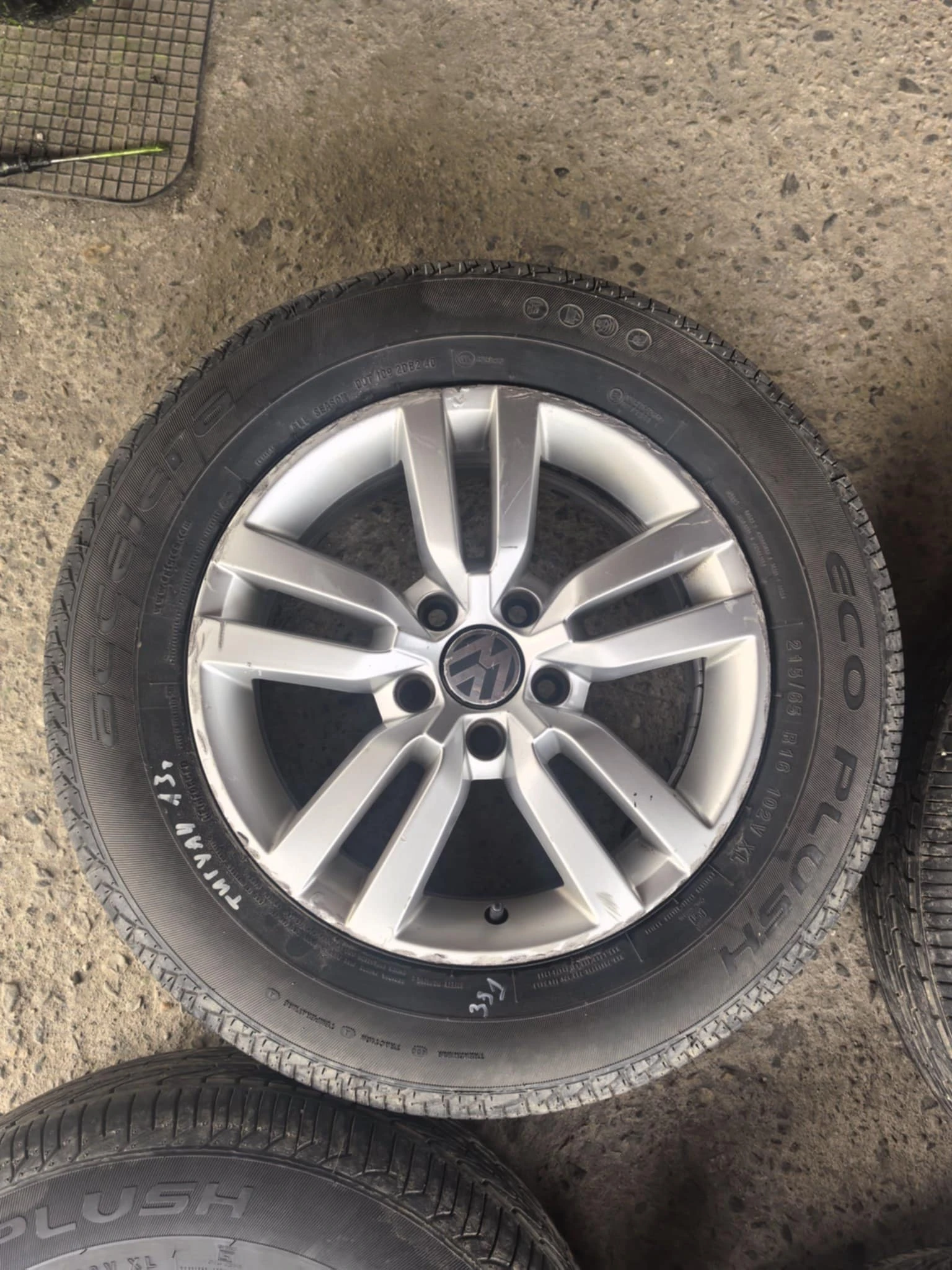 ���� 215/65R16 | Mobile.bg � ����������� 9