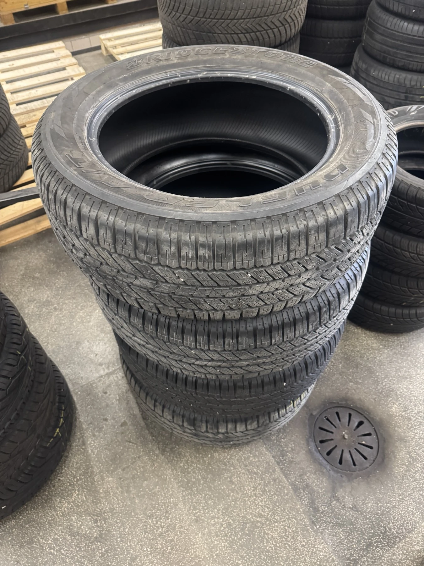Гуми Зимни 265/55R19