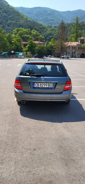Mercedes-Benz C 220, снимка 4