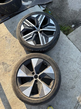 Renault Megane E-Tech  | Mobile.bg    6