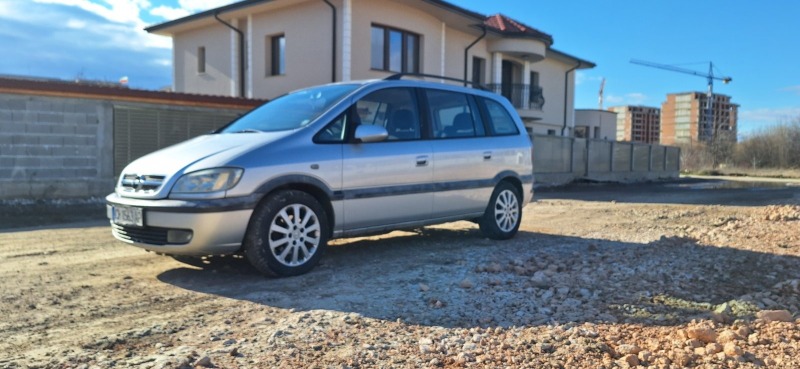 Opel Zafira, снимка 1 - Автомобили и джипове - 45674504