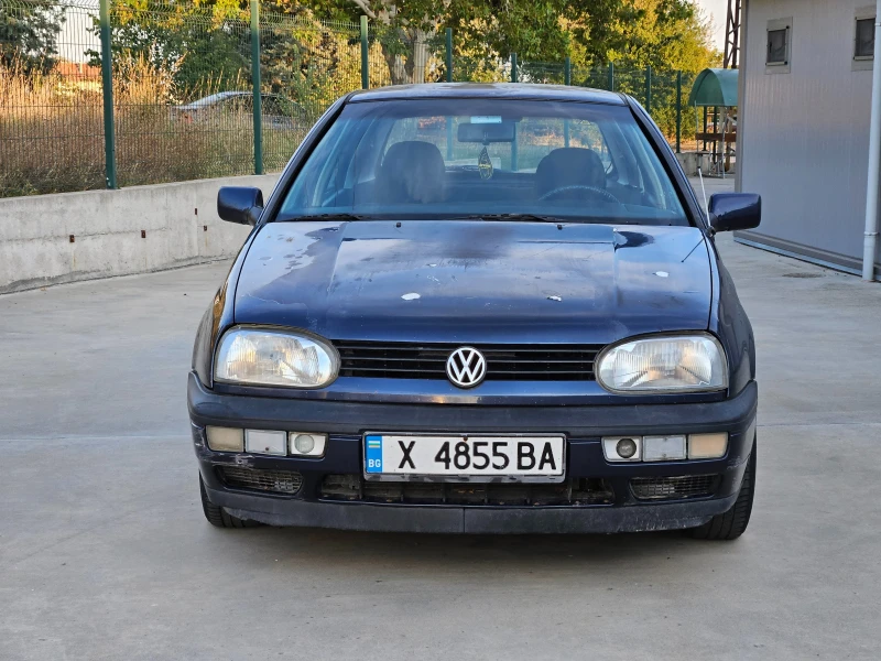 VW Golf, снимка 1 - Автомобили и джипове - 48069244