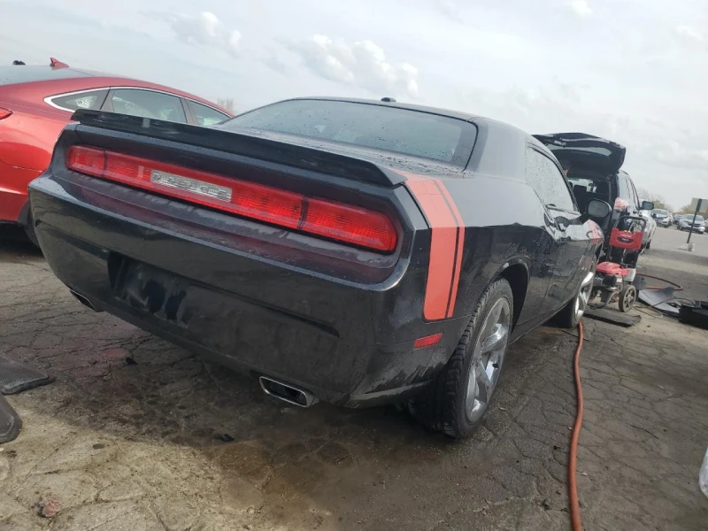 Dodge Challenger * SXT* , снимка 4 - Автомобили и джипове - 48106249