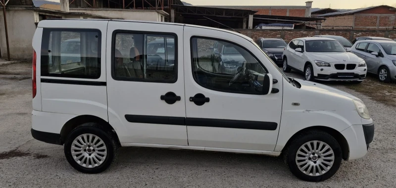 Fiat Doblo 1.3mjet, снимка 4 - Автомобили и джипове - 48117683