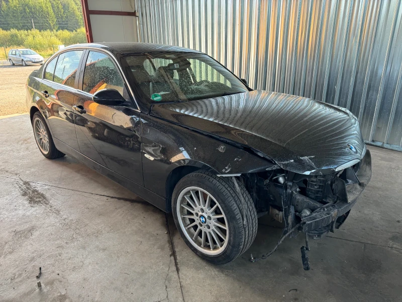 BMW 330, снимка 1 - Автомобили и джипове - 48174493